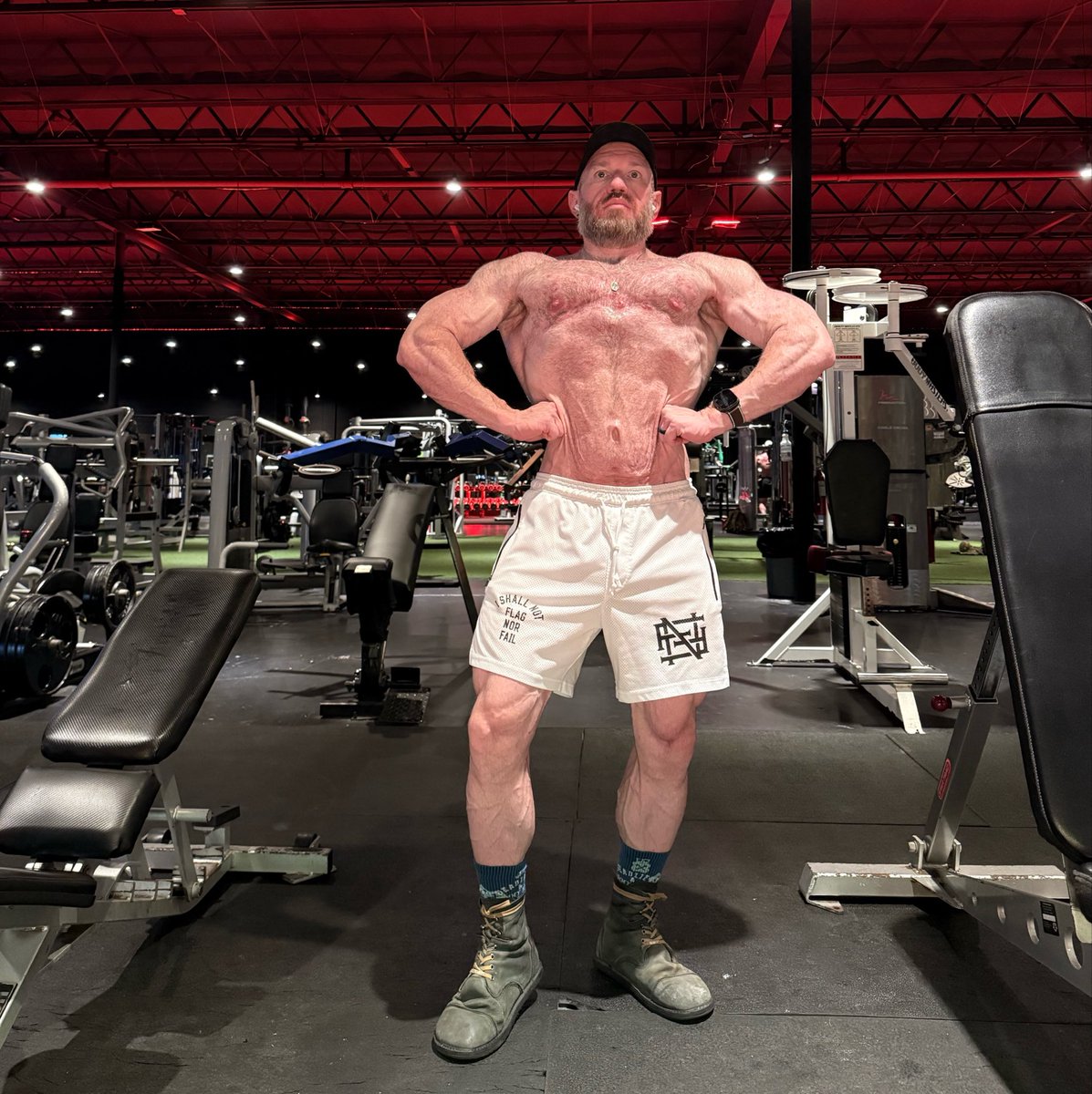 iFralSmash's tweet photo. Extra good chest pump this morning! https://t.co/sYE7T121v4