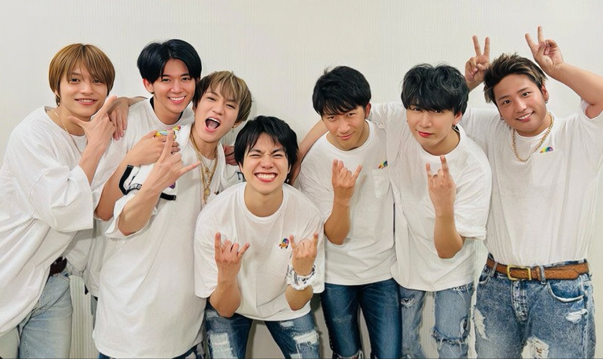 west_mnh7's tweet photo. じゃあね、またね。
ずっと大好きだよ、ありがとう。

君と素敵な夢をいつまでも見てたいから

いつも一緒に☆*:.｡.⭐︎ https://t.co/s2HkWTJrJ7