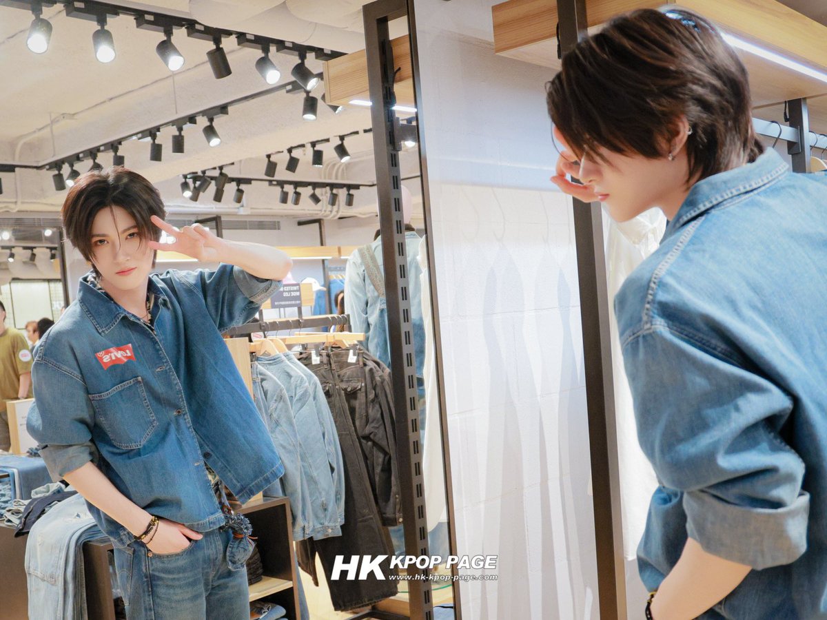hk_kpop_page's tweet photo. 韓星來港📸LIVE RECAP #XODIAC  #SING #麥駿昇 #李傲賢 #LEO 

LEVI’S EVENT
📍銅鑼灣禮頓中心
page📰2026.09.30

 https://t.co/VURmrl71Cu https://t.co/LC6ERzLz2d