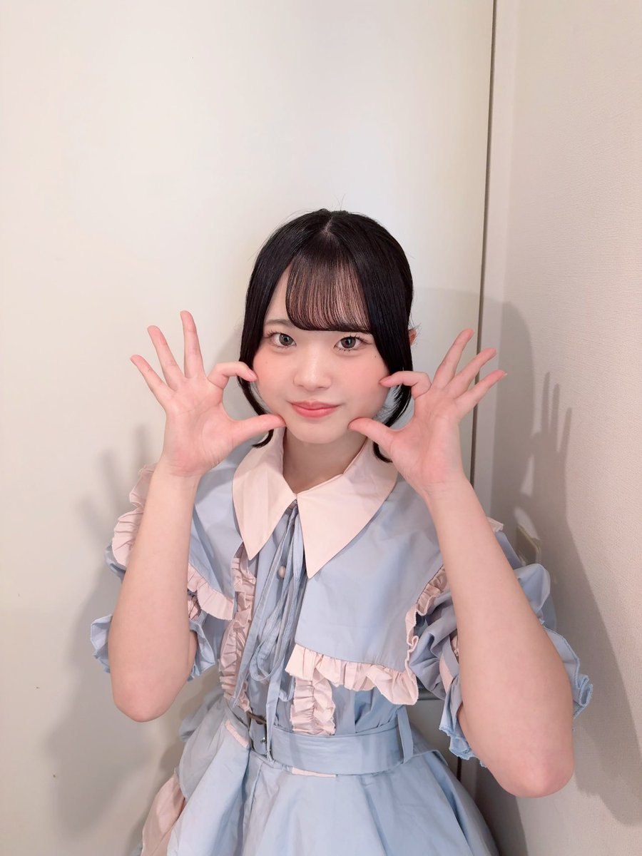 spiralia_riko's tweet photo. この度、 #spiralia  の新メンバーとして活動させていただくことになりました、最年少高校1年生15歳 琴葉りこ(ことは りこ)です！💚

人生初のアイドル活動、分からないこともたくさんありますが、spiraliaのメンバーとして沢山努力して頑張っていきます！💪❤️‍🔥

これからよろしくお願いします！！🌸 https://t.co/9aMEjeLkZv