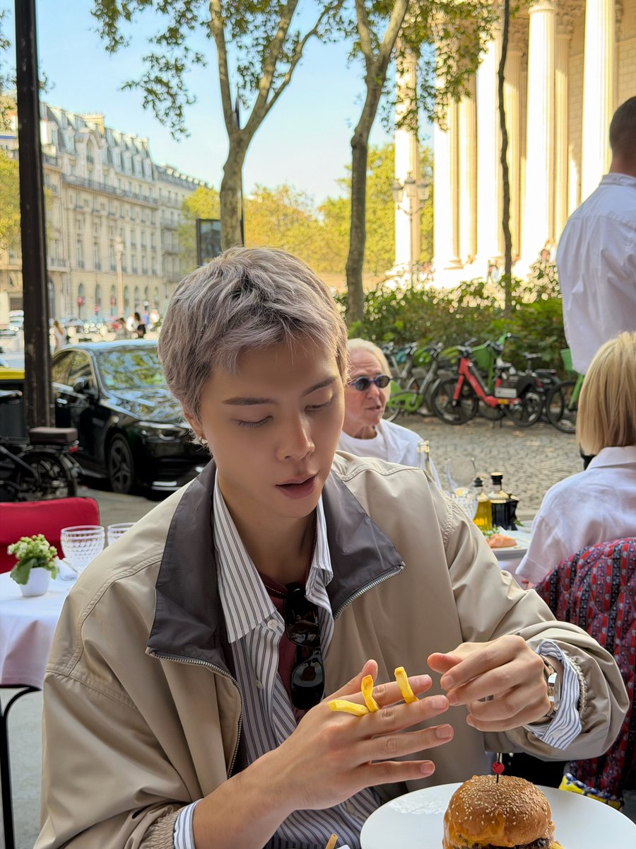 NCTsmtown_127's tweet photo. #NCT #JOHNNY 
#JOHNNYxAcneStudios #AcneStudiosxJOHNNY
#AcneStudios @acnestudios https://t.co/bUe54fUWBj