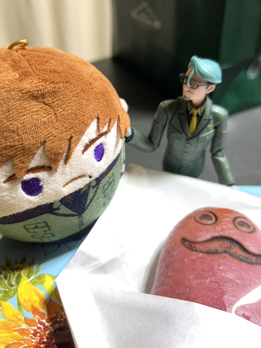 shibui_tea's tweet photo. 🟠「ﾁｭｻ…ﾋｹﾞ…」
🟩「私はこっちですエグザベくん」

ﾗﾎﾟｯﾎﾟのﾋｹﾞことやきえもんパン、もっちもちを超えてばいんばいんでした。
なんだこの弾力 https://t.co/VHAQvIuDu5