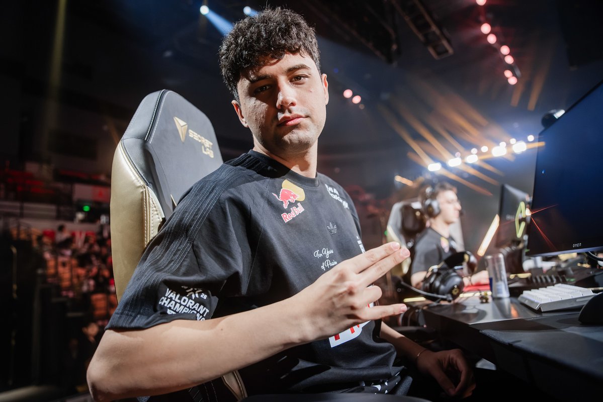 Sheep_VALORANT's tweet photo. FUT xeus 🇹🇷 also addresses the technical issues during FUT's match against 100 Thieves via his X account:

“Year 2026 — I hope we learn how to organize a tournament, especially one this big.

-Mouse issues
-Sound issues
-PC froze”

He also added:

“If you're going to punish me for telling you about the problem on your computer, go ahead”