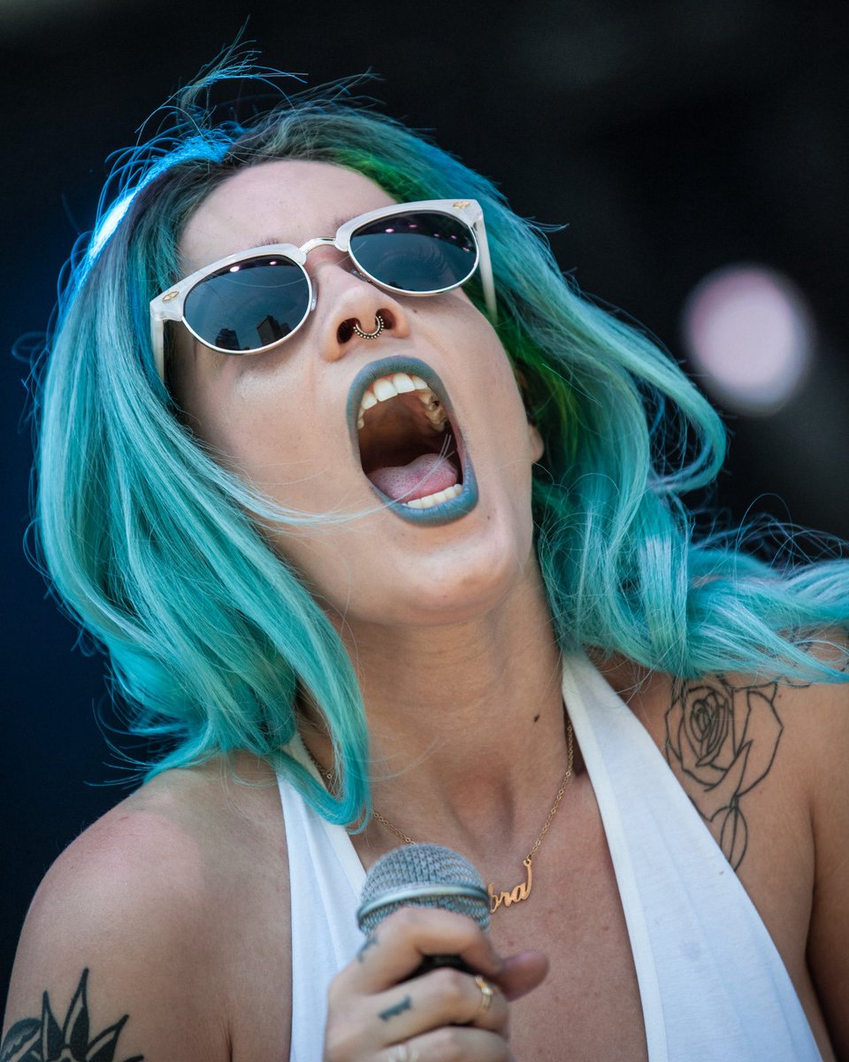 haIseylq's tweet photo. Halsey performing at Boston Calling in 2015. 

📸: Little Monkeys Photo Company https://t.co/yQDNDQQvmh