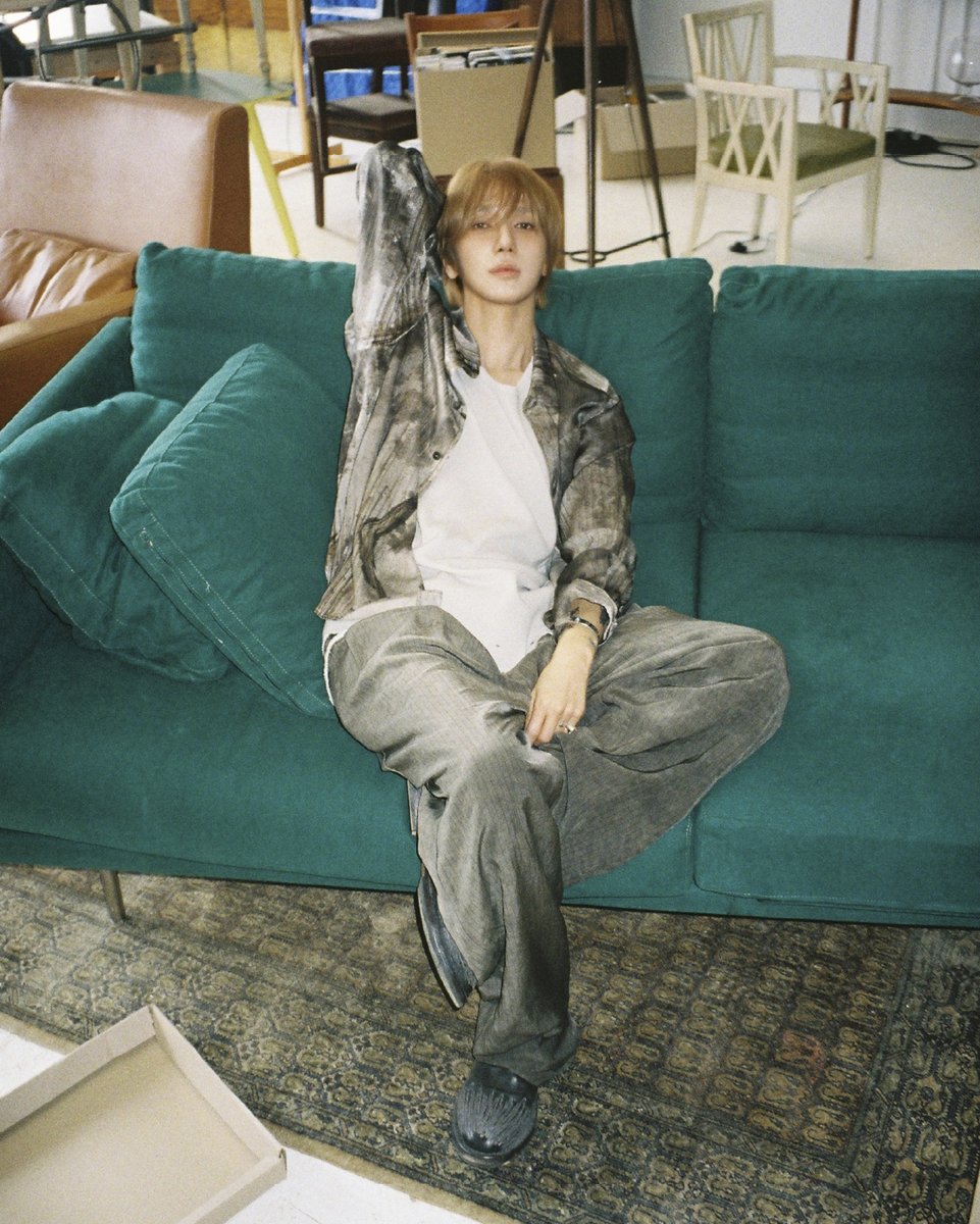 YESUNG_smtown's tweet photo. 'Pedazos' MV Photo

YESUNG 예성 The 2nd Album 【Where We Are】
➫ 2026.10.06 6PM (KST)

💿Pre-order&amp;save&amp;add
https://t.co/dZzZlxZIKA 

#예성 #YESUNG
#슈퍼주니어 #SUPERJUNIOR
#Pedazos #YESUNG_Pedazos 
#WhereWeAre https://t.co/BT8VWqmp5g
