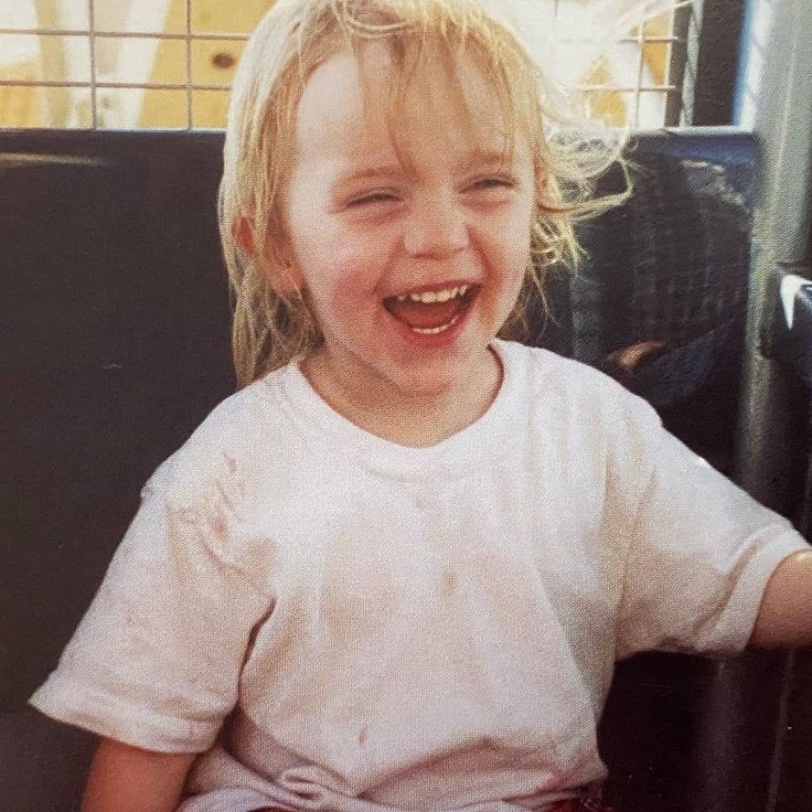 selestesl's tweet photo. little Billie was literally the cutest kid ever🥹 https://t.co/5hktyWYs4A