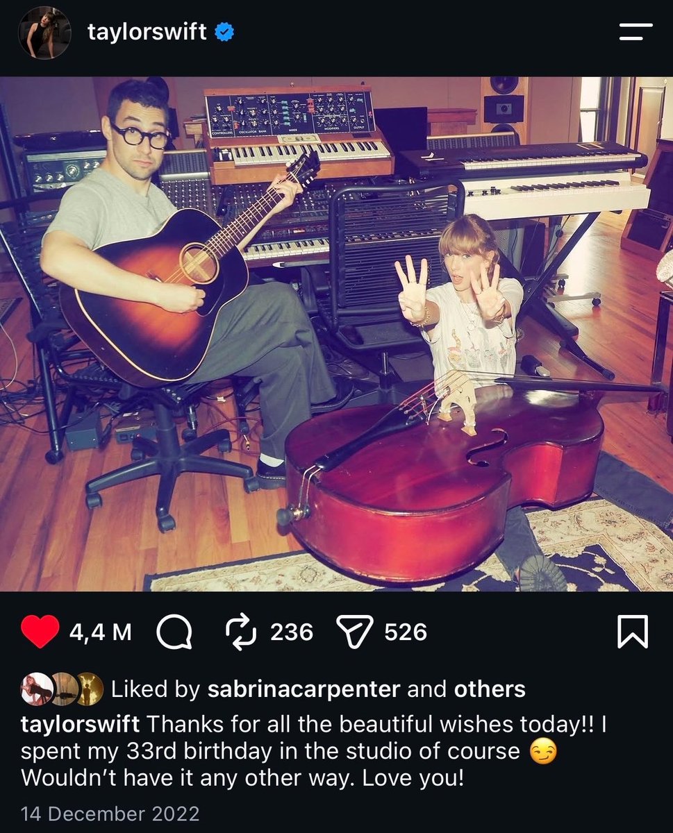 dontblamealex's tweet photo. She really hates his ass I’m crying https://t.co/I3KOOcfvPt