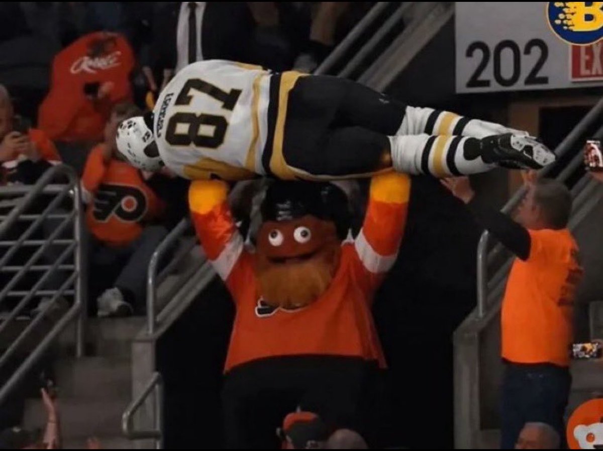 YaBoyCoots's tweet photo. GO FLYERS https://t.co/3mtKwZi6q8