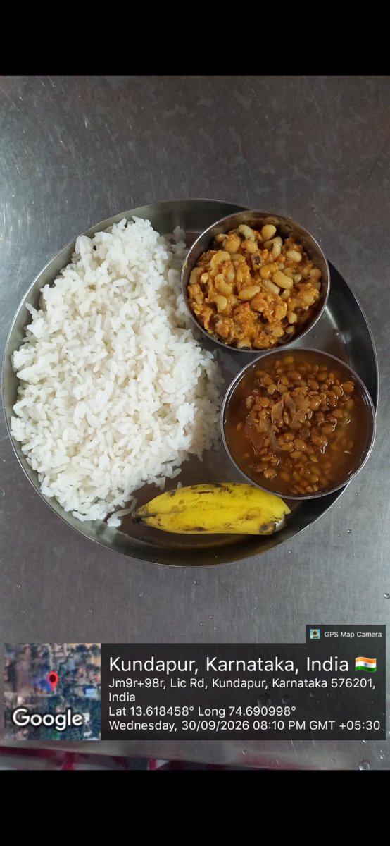 premetricgk's tweet photo. Pre metric girls hostel kundapur 
30.9.26
Dinner 
#SocialAudit_SWDMeals 
#SocialWelfare_Karntaka
@sw_udupi https://t.co/FQmHE9smZS