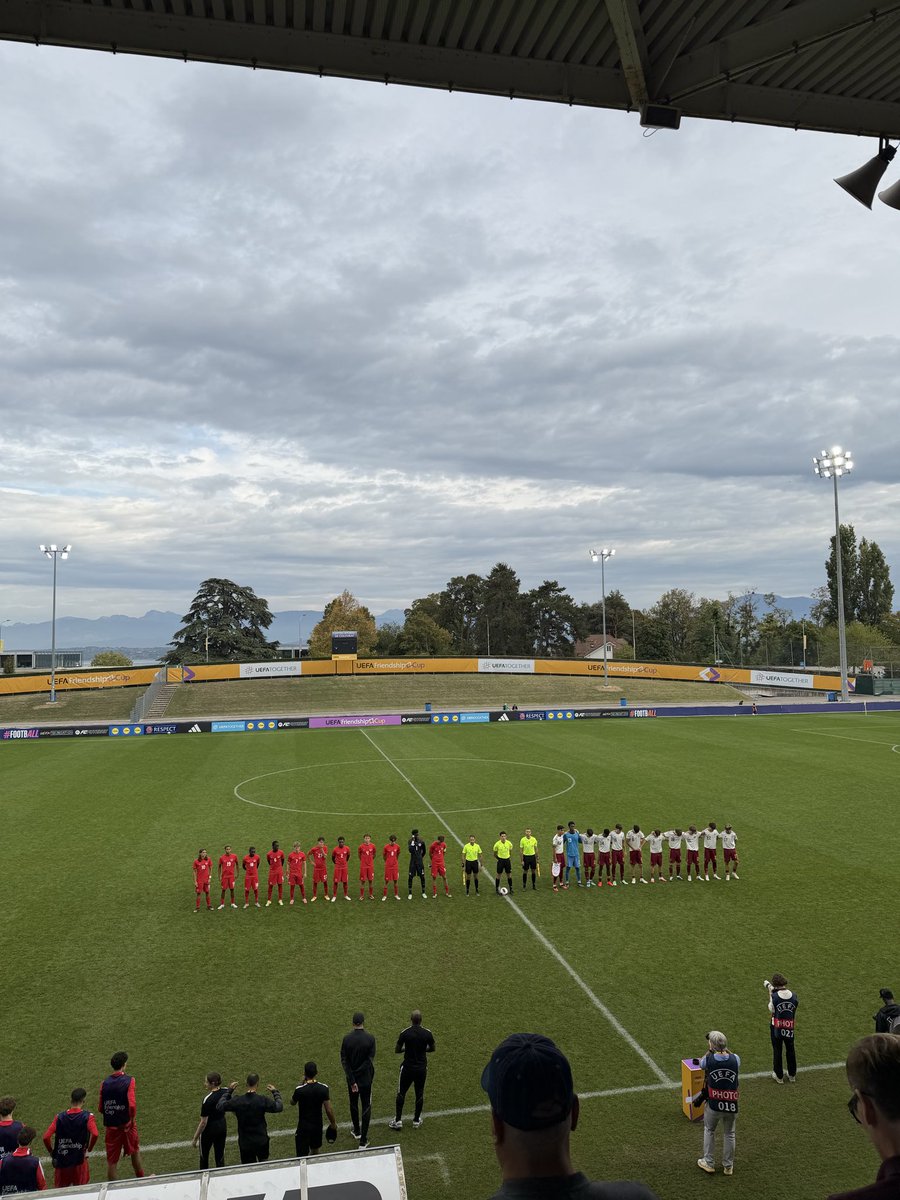 HoussamGe13's tweet photo. UEFA Friendship Cup 

Canada U18 - Espagne U18 ⚽️⚽️⚽️ https://t.co/XHQNLF4YUj