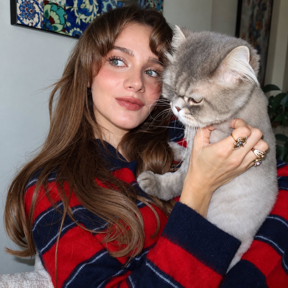 foumir_'s tweet photo. she's so cute 🐱♥️ https://t.co/m7Ji81HVQN