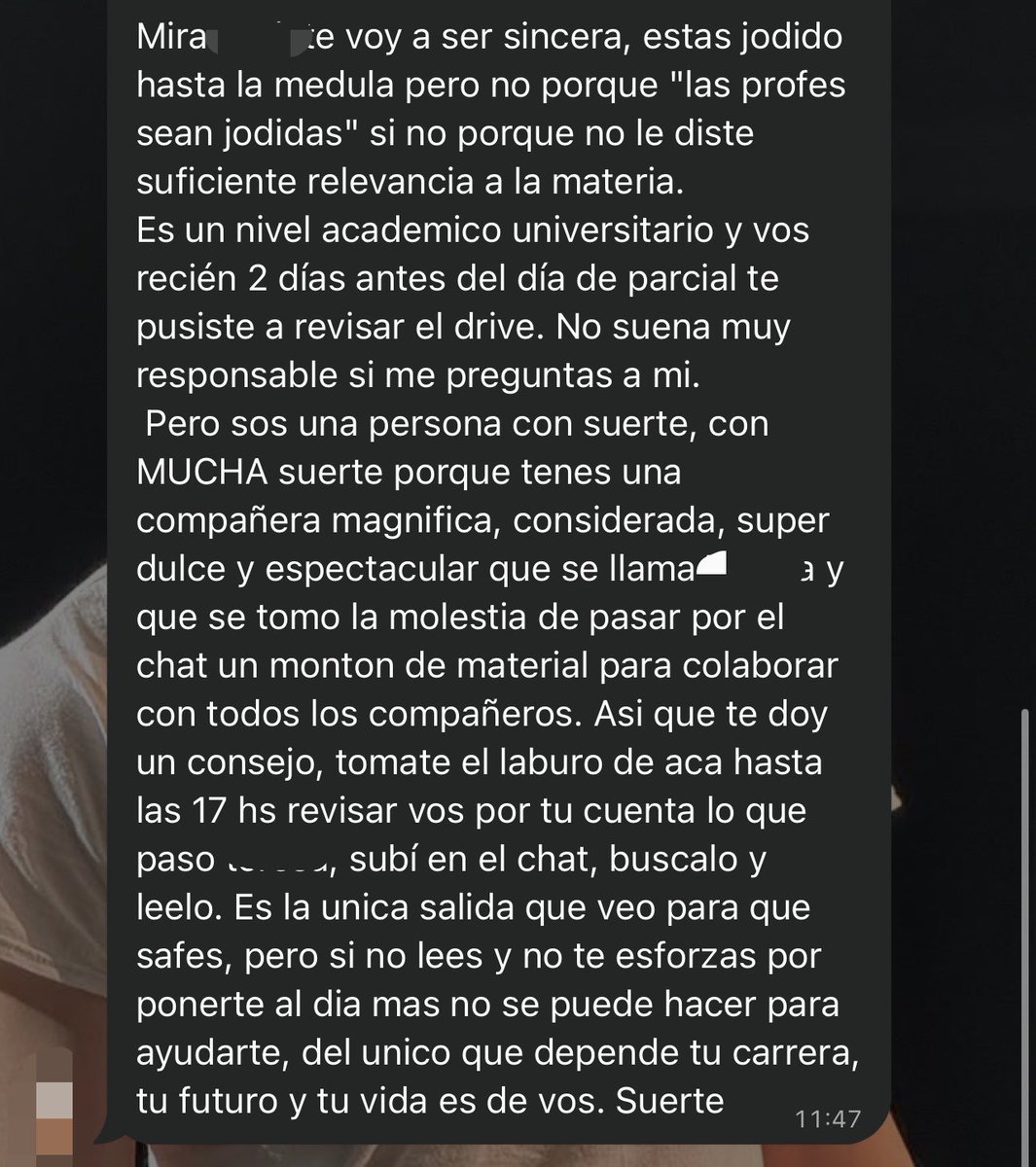 miinniaa's tweet photo. me parece una banda tirarle esta a un compañero cuando primero, no sabes nada de su vida, segundo, no todos tienen el mismo tiempo que vos, m parece un poquito forro el comentario https://t.co/W90JwZ6idN