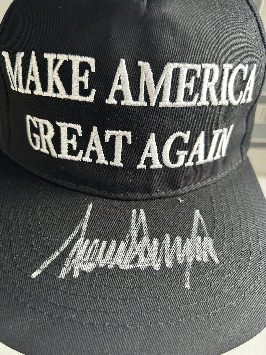 vementerprise's tweet photo. Vintage Enterprise Memorabilia 
MUSIC SPORTS MOVIE 
COLLECTIBLES SALE 
https://t.co/rBls1ONIED
#vintage #rocknroll #music #rock #antique #collectibles #country #metal #hiphop #kpop #country #collectible #blues #antique #vinyl #lp #record #musician #song #sports #movies #band https://t.co/MeFu6armml