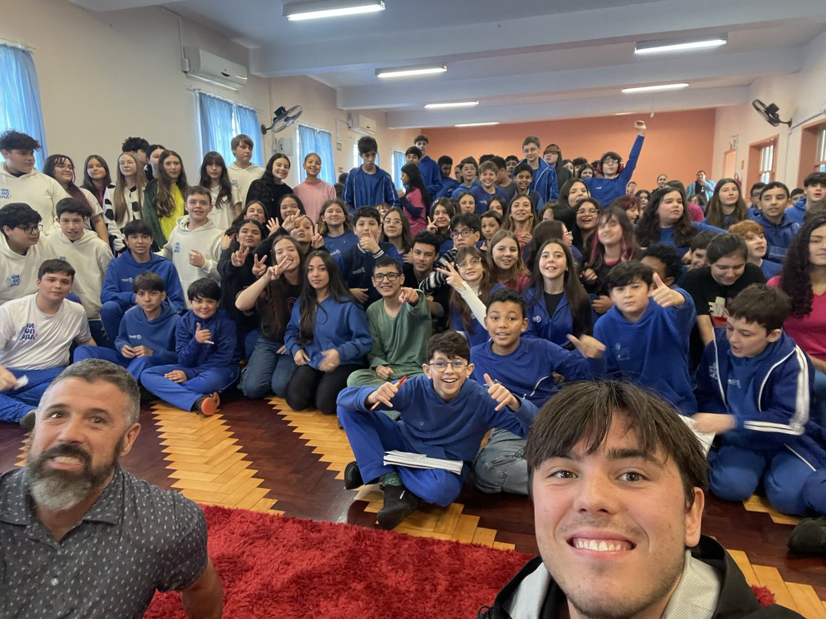 TheNaderMike's tweet photo. This was a top five life experience no doubt. I just shared about severe weather awareness and storm chasing at a local school in Santa Maria, RS. So much enthusiasm for weather in that room, the future is bright here. https://t.co/fH0CTvBSFB