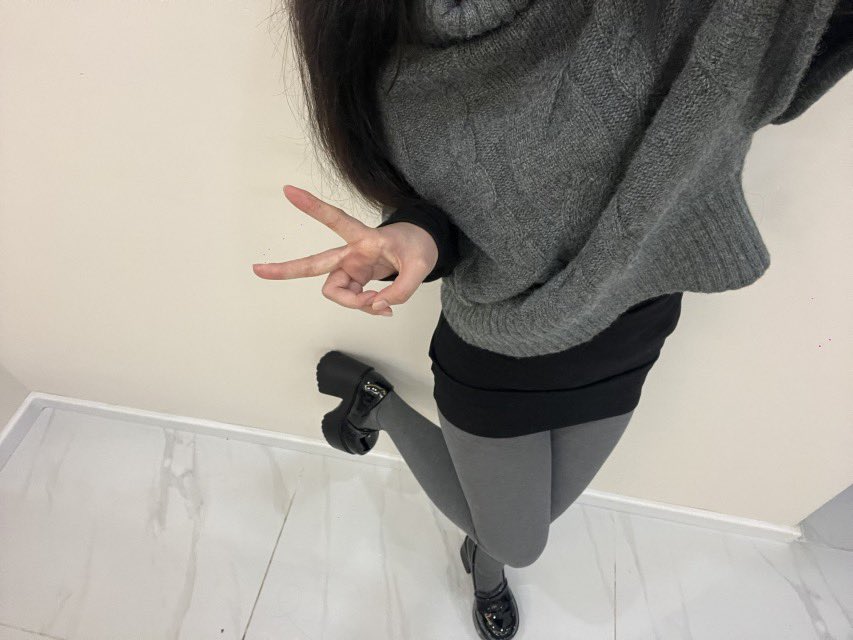 jubao990's tweet photo. 晚上好 https://t.co/MHTvRnkFGJ