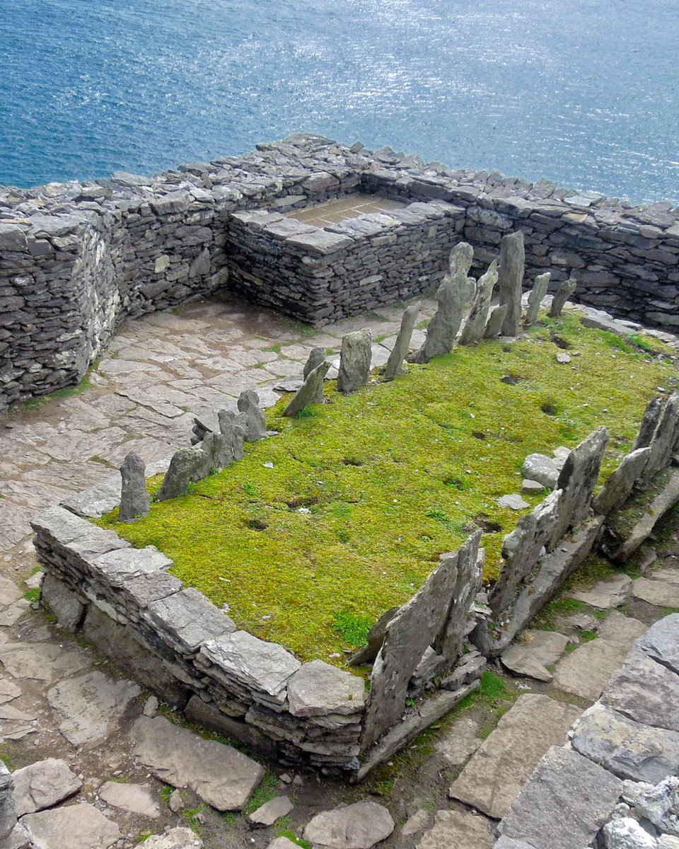 SkelligExp's tweet photo. Landing season may be over, but there’s still plenty to discover 💙

Explore the history, monastery, wildlife and remarkable stories of Skellig Michael through our film and exhibition at the Visitor Centre.

No boat needed. 🌊

#SkelligMichael #ValentiaIsland https://t.co/9cWnmX1ayV