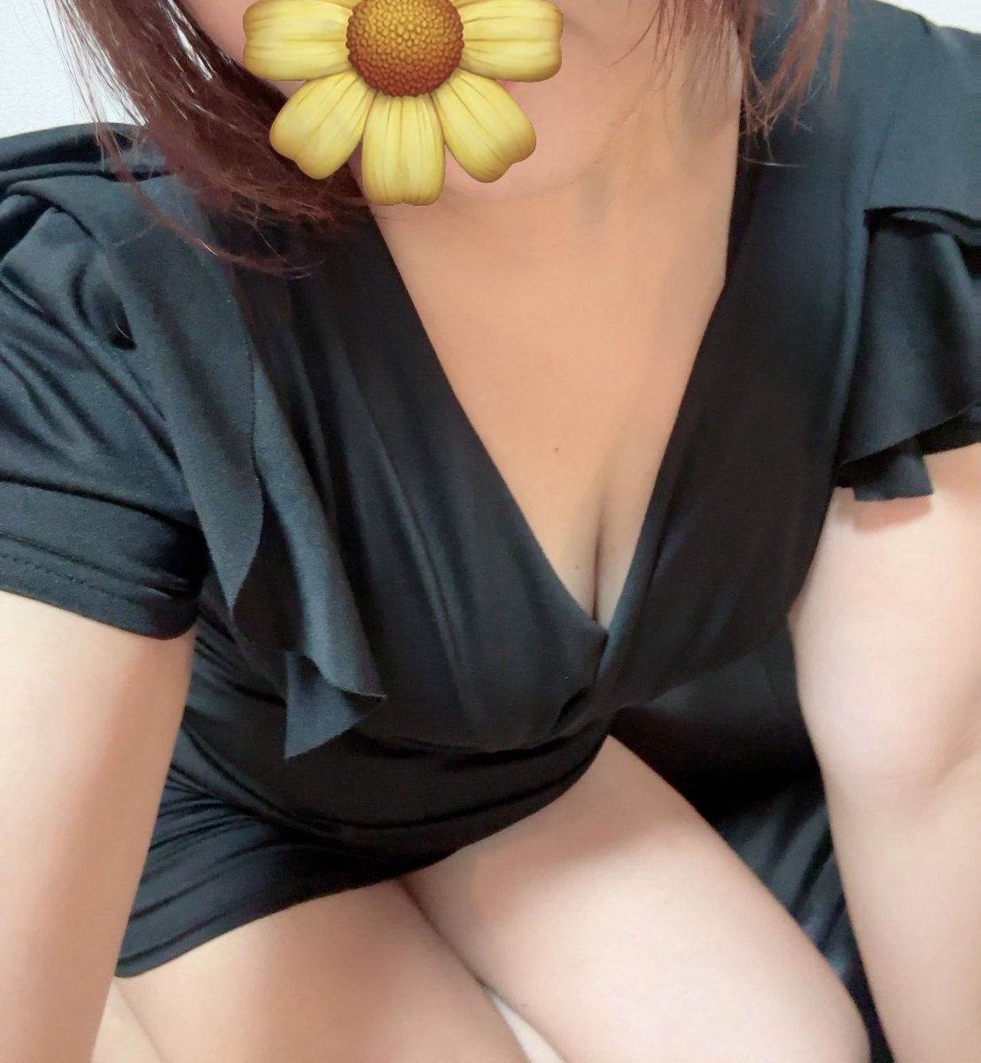 majiseramari's tweet photo. 深夜にこっそり、まりです🌼
ただいますぐのご案内可能です✨
ゆっくりまったりしませんか？🤭 https://t.co/7u0Wxwom5x