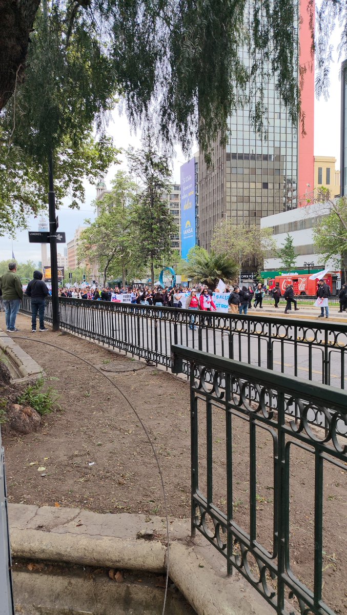 skerae_'s tweet photo. Nos trajeron a la iglesia San Francisco de terreno, justo pal paro ksjdja https://t.co/7M00ABMavL