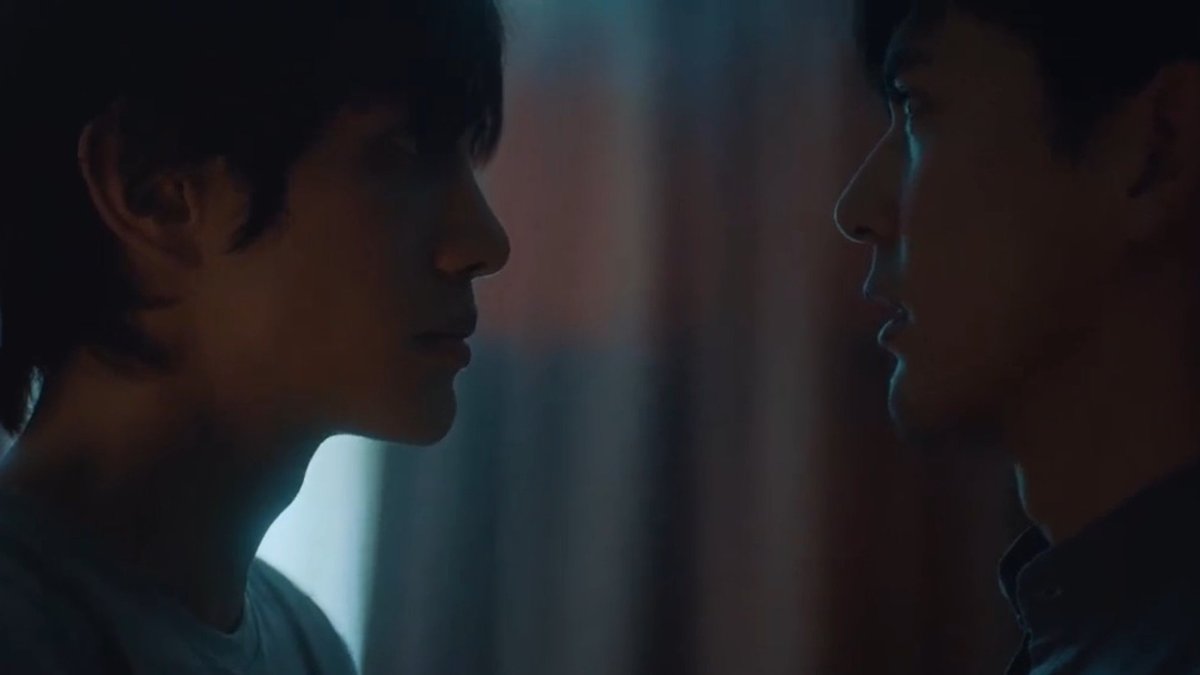 StuckyRanger's tweet photo. "You killed all those people..."

"They were all Nours. They deserved to die, doctor"

BEHOLD 

A TRUE VILLAIN TWINK

All Night Long
#NourTheSeriesEP8 https://t.co/JhtChL0mMM