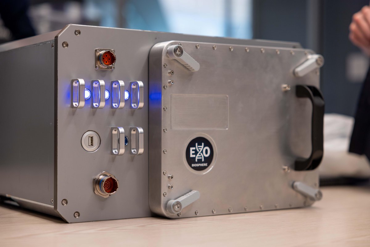 UTHealthHouston's tweet photo. What if the next breakthrough in medicine begins in space? 
UTHealth Houston and Exobiosphere are exploring how microgravity could accelerate drug discovery and help develop new therapies for patients on Earth.
https://t.co/3OttUbaApq https://t.co/BzQwoF4PmV