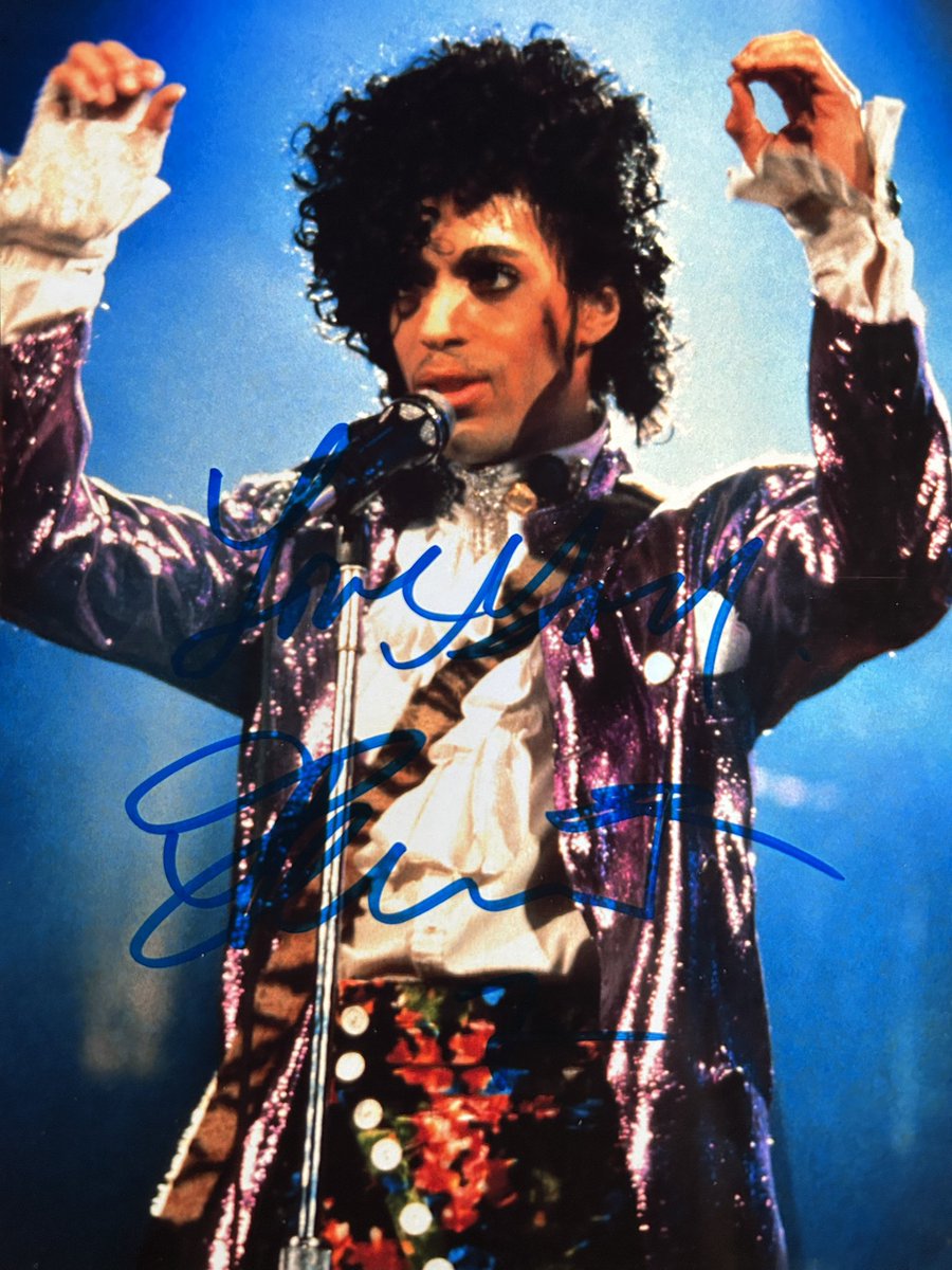 vementerprise's tweet photo. Vintage Enterprise Memorabilia 
MUSIC SPORTS MOVIE 
COLLECTIBLES SALE 
https://t.co/rBls1ONIED
#vintage #rocknroll #music #rock #antique #collectibles #country #metal #hiphop #kpop #country #collectible #blues #antique #vinyl #lp #record #musician #song #sports #movies #band https://t.co/ncxJr95kTI