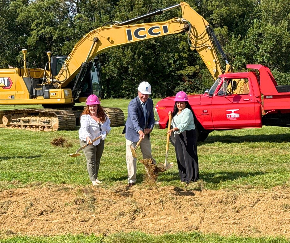 CEFCU's tweet photo. On September 29, 2026, CEFCU broke ground on its new Corporate Headquarters Annex in Peoria, Illinois, a significant investment designed to support the organization's future growth.

Read more: https://t.co/LuIEaHxP26 https://t.co/NZ6Vwmk6KB