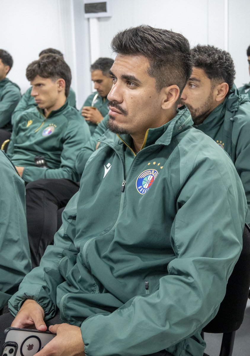 sifup's tweet photo. Hoy visitamos al plantel de Audax Italiano en el marco de la segunda ronda de visitas a clubes de 2026. La jornada permitió compartir avances del sindicato, informar sobre nuevos beneficios, programas y convocatorias vigentes, además de resolver consultas y escuchar las inquietudes de los jugadores.