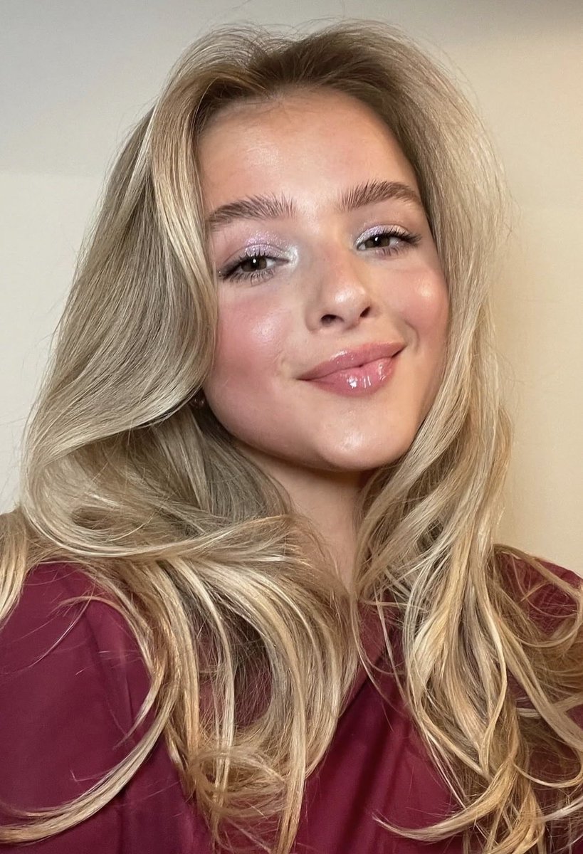 xogooners's tweet photo. DM for a feed of my face porn IRL, Holly 😍 #wankchat #jerkbud #irls #goon #gooner #porn #hot #prettyface https://t.co/ZNn5SgUWoI