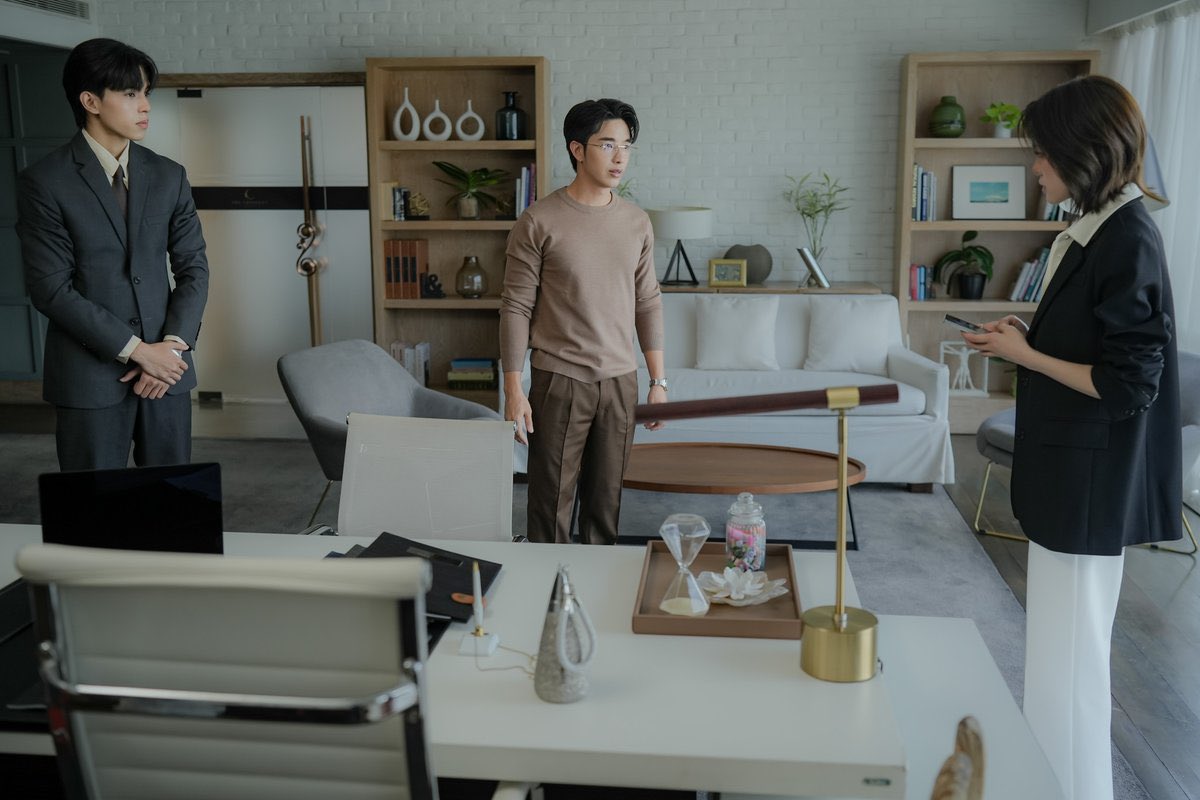 Kaylert_fc's tweet photo. คุณภู :ที่ ที่คิดว่าตียัจะไป คือที่ไหน จันทร์คิดสิ ?

#MoonshadowSeriesEP8
#kayavine | #KayLertsittichai https://t.co/he9QPwYZXq