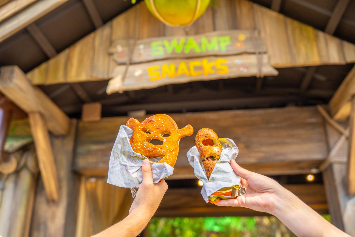 UniversalORL's tweet photo. Us: It's so ogre.

Us after having a Shrekzel and Swamp Dog: We are SO back. https://t.co/P25h3OcmHi