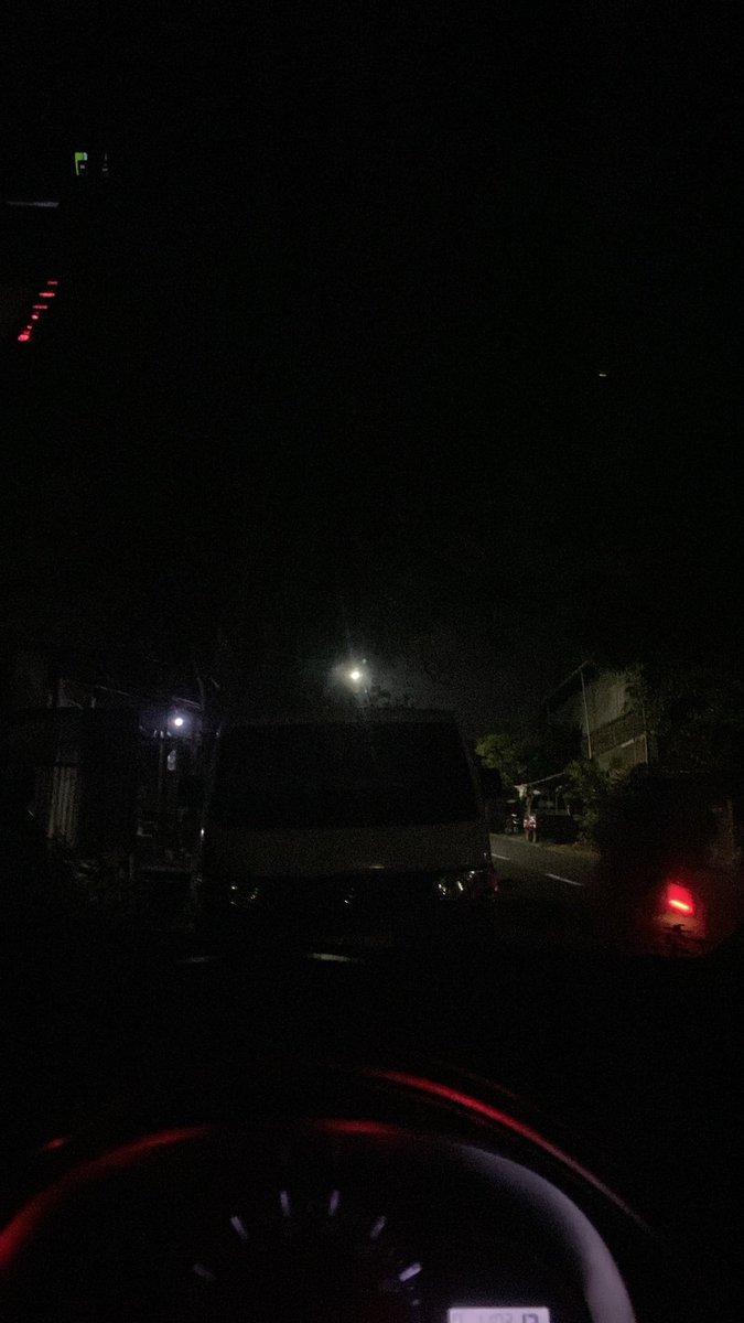 expert16296's tweet photo. Serius ini segini gedenya bali gaada F yg mau diajak Nightdrive ?? Wkwk https://t.co/6vbdATqHVn