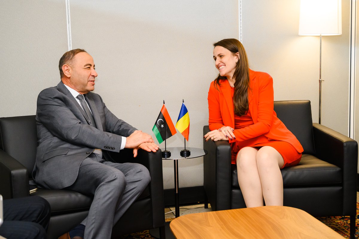 oana_toiu's tweet photo. Good meeting with Foreign Minister El-Taher El-Baour of Libya 🇱🇾 at #UNGA81. Romania and Libya share a  decades-long relation of friendship and cooperation. We remain committed to further strengthening bilateral political dialogue and expanding sectoral cooperation. https://t.co/AmsKaT46qh