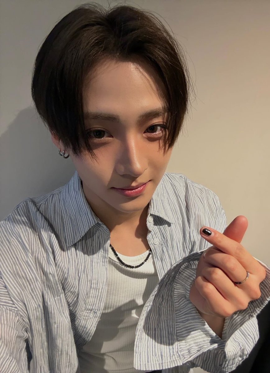 aebywon's tweet photo. 하트🫰🏻

#ALLYZSELCADAY #AZSD #ALLYZ #ALPHADRIVEONE #ALD1 #상원 #SANGWON @ALD1_official @ALD1_jp https://t.co/aWdxDwq3t7