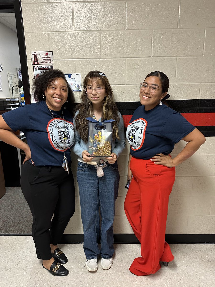 HumbleISD_WMS's tweet photo. We just want to say congratulations! These students are our ELITE NJHS members. 
#BeEliteWMS #ELEVATE https://t.co/IL3JwQWLej