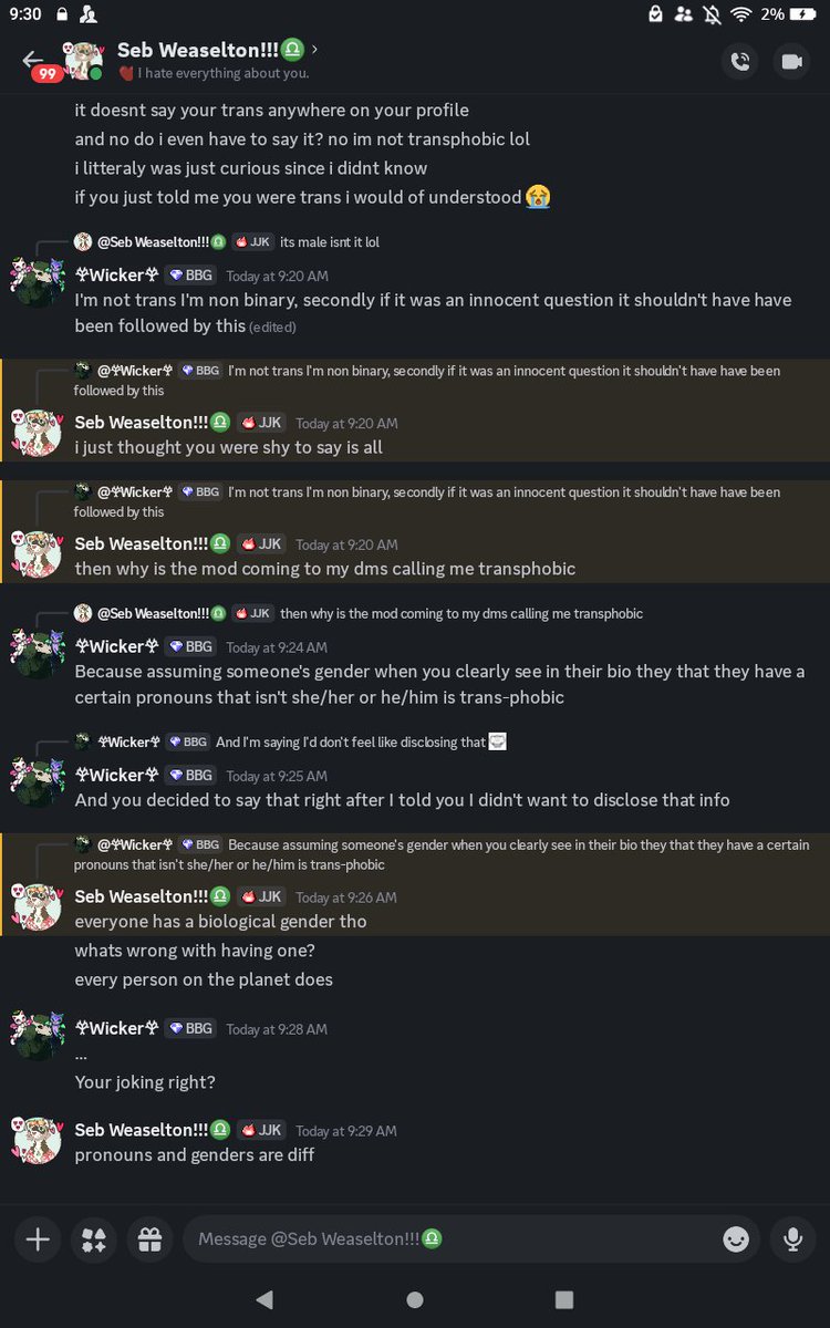 Teabaggins34's tweet photo. Must be a crazy first post but this bullshit genuinely pissed me off (I'm the wicker user in the screenshots💔) https://t.co/0jKk5xVwcq