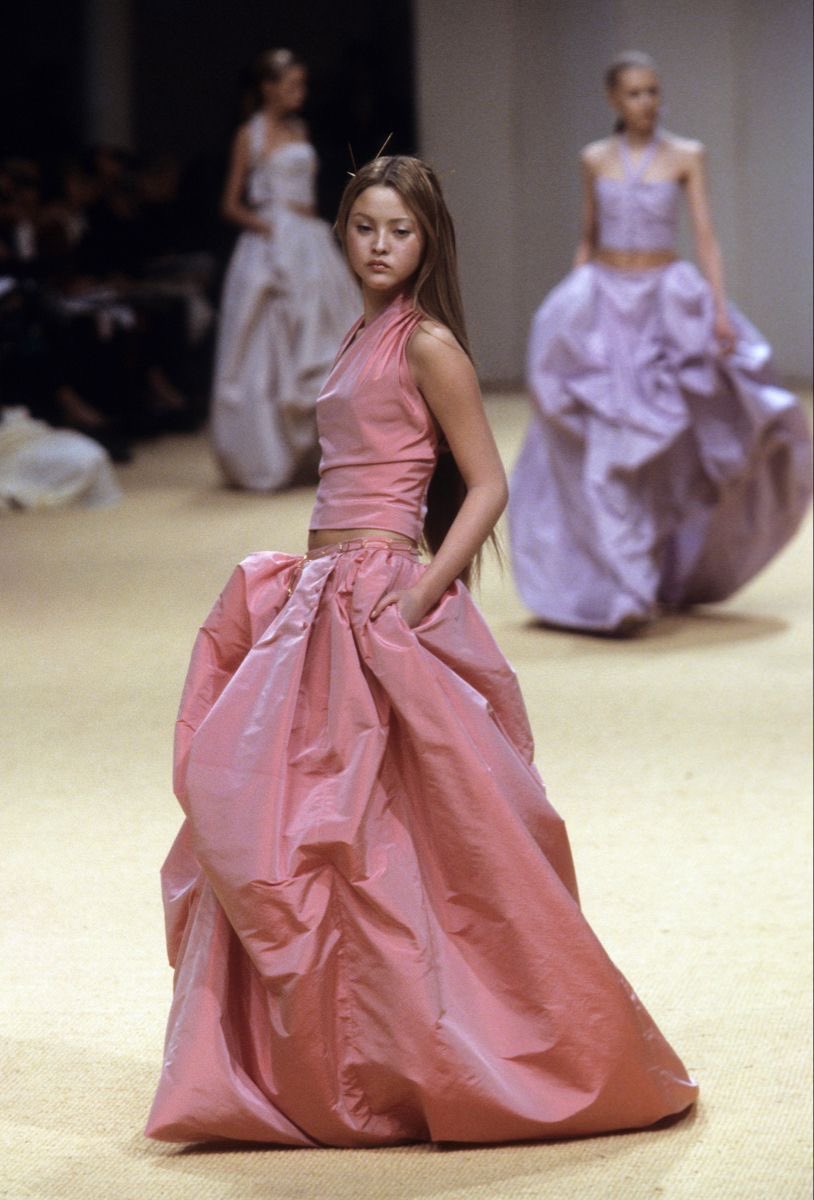 docenevoa's tweet photo. karl lagerfeld and devon aoki at the chanel spring 1999 show https://t.co/CEHceJuEdx