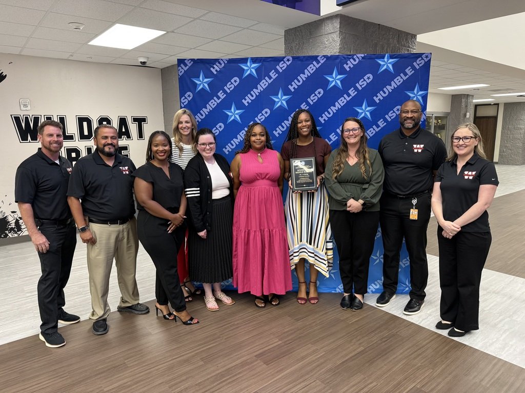 HumbleISD_WMS's tweet photo. Woodcreek Middle School was once again recognized for the huge accomplishment of being A-Rated! We want to thank all the hard work that our staff, students, and community do every single day! 
#BeEliteWMS #ELEVATE https://t.co/TIXdmcW7n2