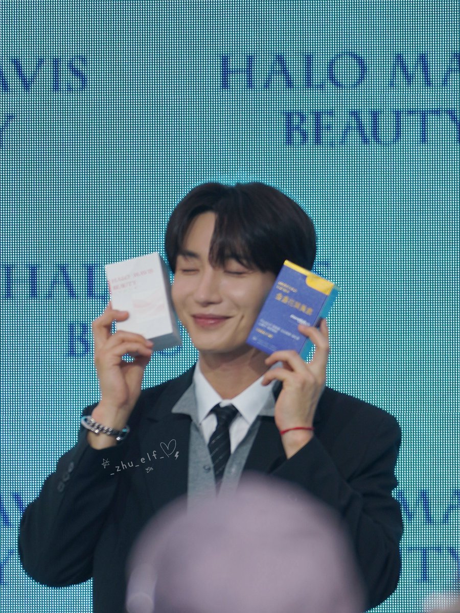 _zhu_elf_'s tweet photo. 謝謝找特特代言ദ്ദി ˃ ᵕ ˂ )💙
@special1004 

#leeteuk #이특 #利特
#슈퍼주니어 #SUPERJUNIOR https://t.co/9hYtZNmXcn
