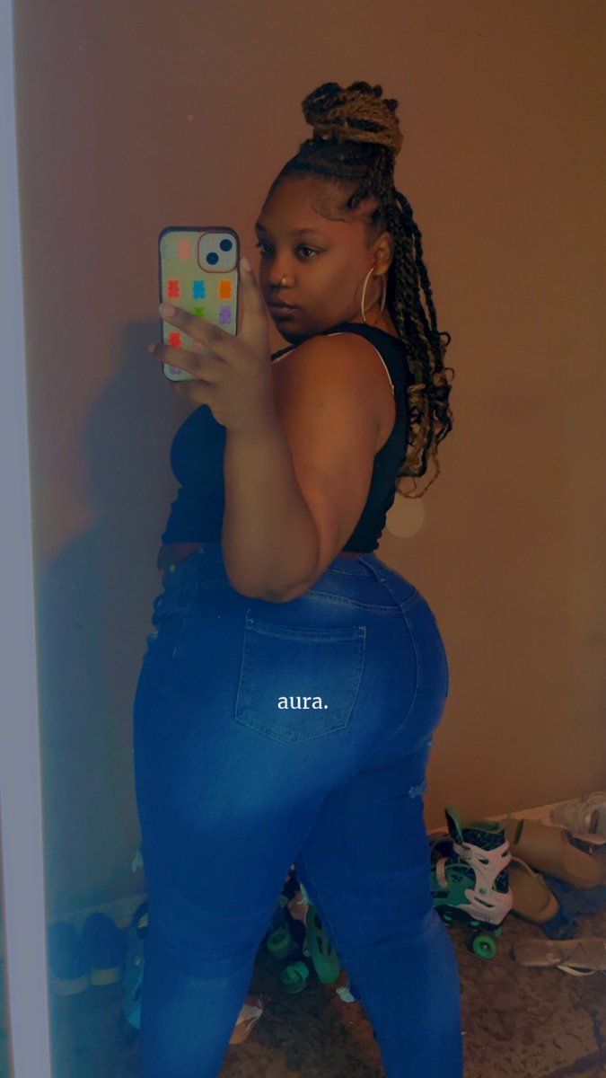 Call_Me_Loyal_'s tweet photo. Tuesdayyyy 😈‼️ https://t.co/aHvOTC1EFG