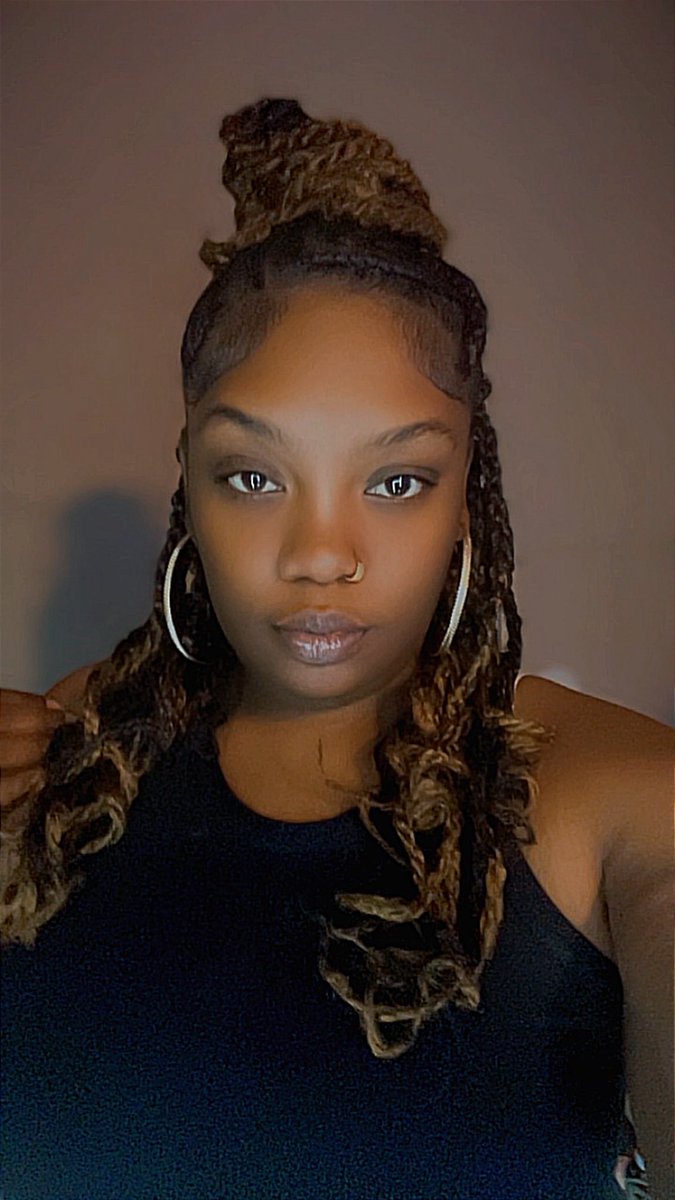 Call_Me_Loyal_'s tweet photo. Tuesdayyyy 😈‼️ https://t.co/aHvOTC1EFG