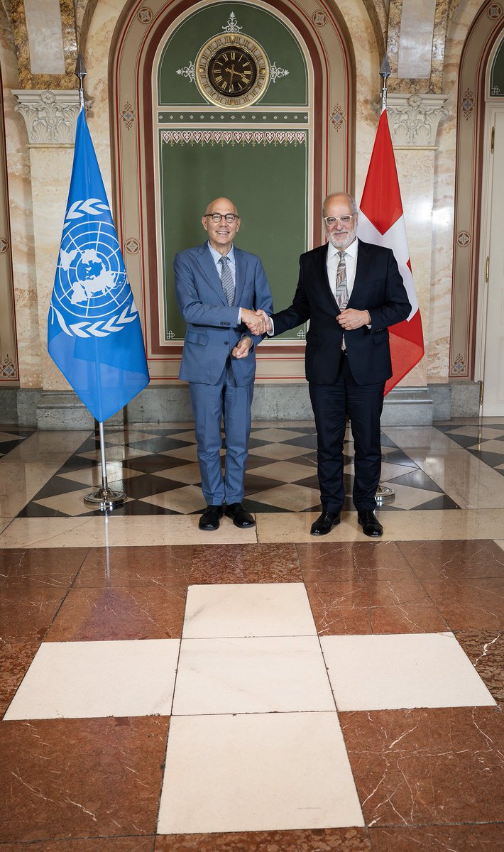 SwissMFA's tweet photo. Today, @SwissMFAStatSec Alexandre Fasel met with @UNHumanRights,@volker_turk, a strategic partner for 🇨🇭 in promoting human rights and human dignity for all.

In a rapidly changing world, respect for these principles is essential for sustainable peace and effective prevention, and serves as a compass for Swiss foreign policy and our engagement in International Geneva. 🕊️🌍
