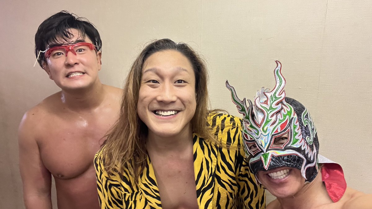 Dragon_Kid_0202's tweet photo. 新宿FACE最後の大会に出れた事に感謝。
なんか訳わからない感じで、すごく楽しかったよ。
ありがとうございました。
#DRAGONGATE #ManyThanksFACE https://t.co/SbXAwOxXwx