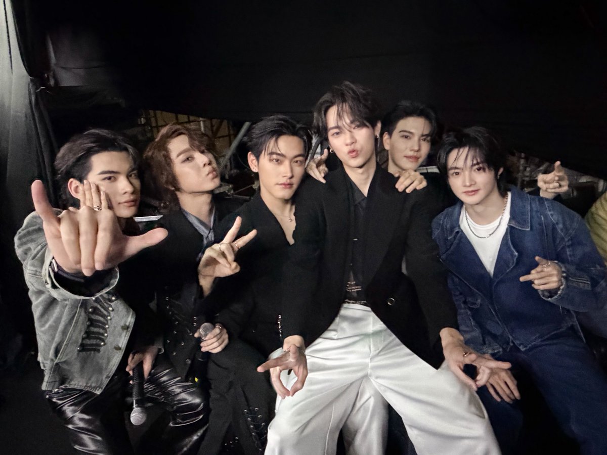 ronna_ronnachai's tweet photo. มาเป็นแก๊งค์!! https://t.co/2Ld0rLxnYx