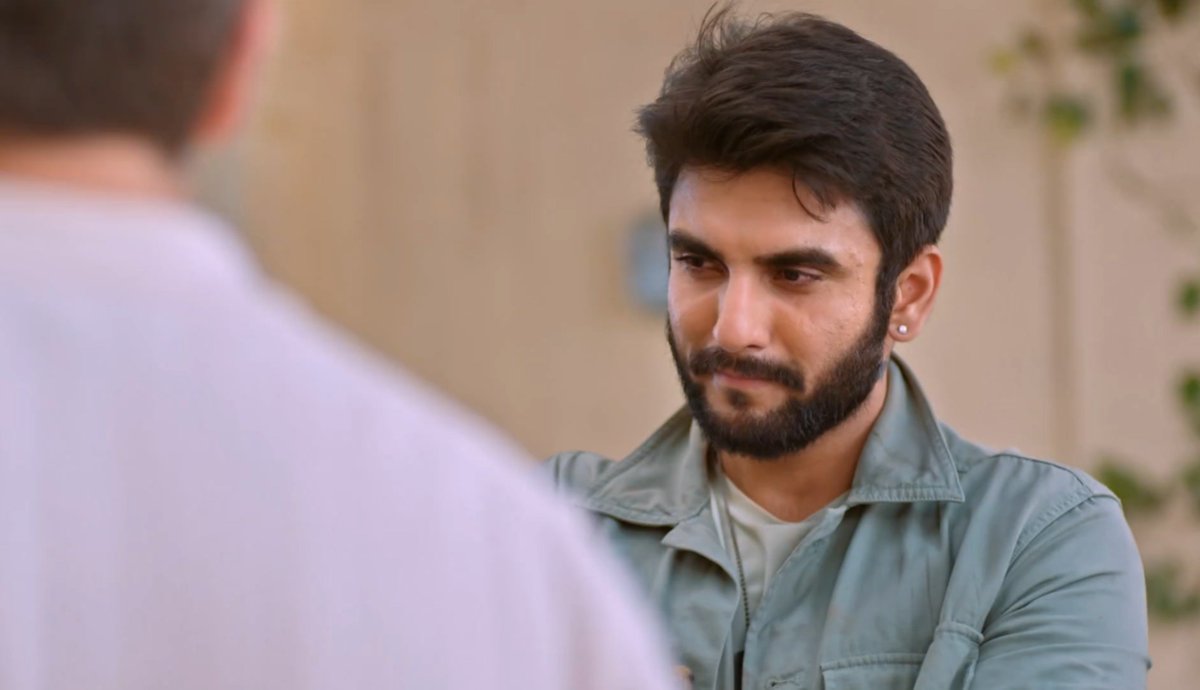 iamfaironly's tweet photo. While jeet wants saumaya to heal it's his first priority always he lose everything for saumaya growth even his own feeling for her that's is the main difference between a real man and a stupid so-called desperate friend 🙏🏻
#yehfitoortera #jeeya #ishhandhawan #debchandrimaroy https://t.co/q1qwENxeUM