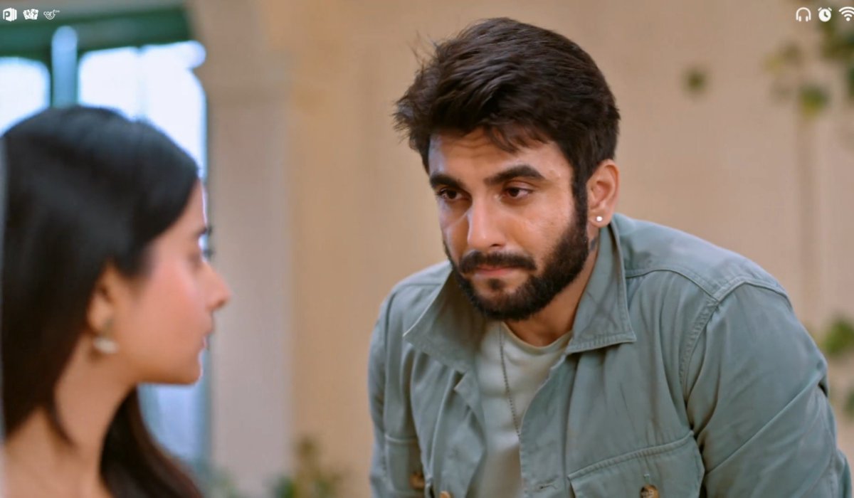 iamfaironly's tweet photo. While jeet wants saumaya to heal it's his first priority always he lose everything for saumaya growth even his own feeling for her that's is the main difference between a real man and a stupid so-called desperate friend 🙏🏻
#yehfitoortera #jeeya #ishhandhawan #debchandrimaroy https://t.co/q1qwENxeUM