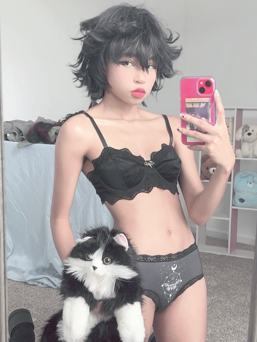 koreychaos0mzrt's tweet photo. https://t.co/2d0wAtPryA
