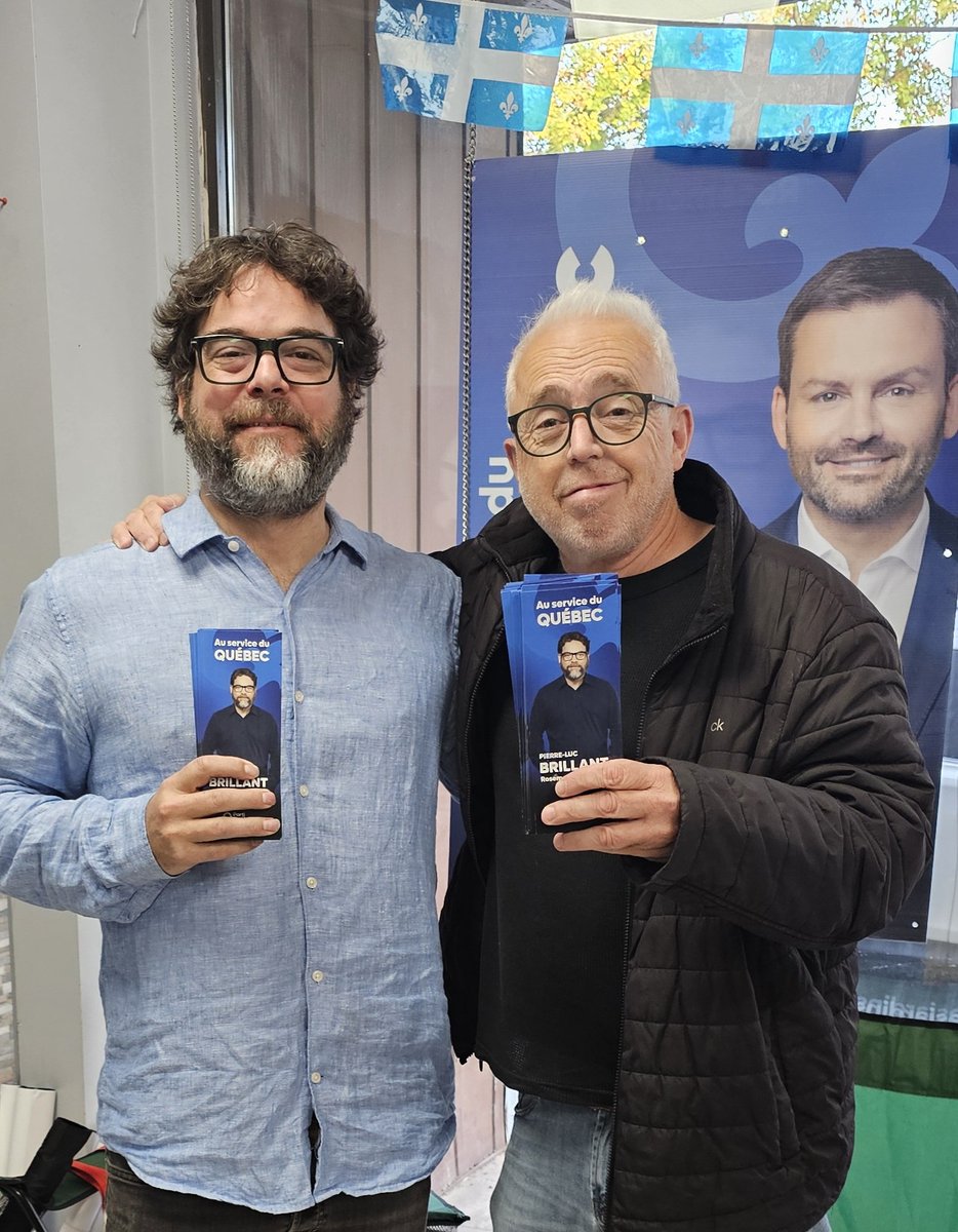 trudel_denis's tweet photo. On part en Porte-à-porte avec mon ami @PLuc_Brillant dans Rosemont 

L'engagement et la persévérance de cet homme sont tout simplement remarquables 

Pour la langue

Pour la culture

Pour le Québec 

Vice-président de l'Union des Artistes depuis des années 

Citoyen de Rosemont, donnez-vous une voix au pouvoir !!

Envoyez Pierre-Luc à Québec 

( PS : il est très convaincant en porte-à-porte. J'ai confiance !😎)

@partiquebecois