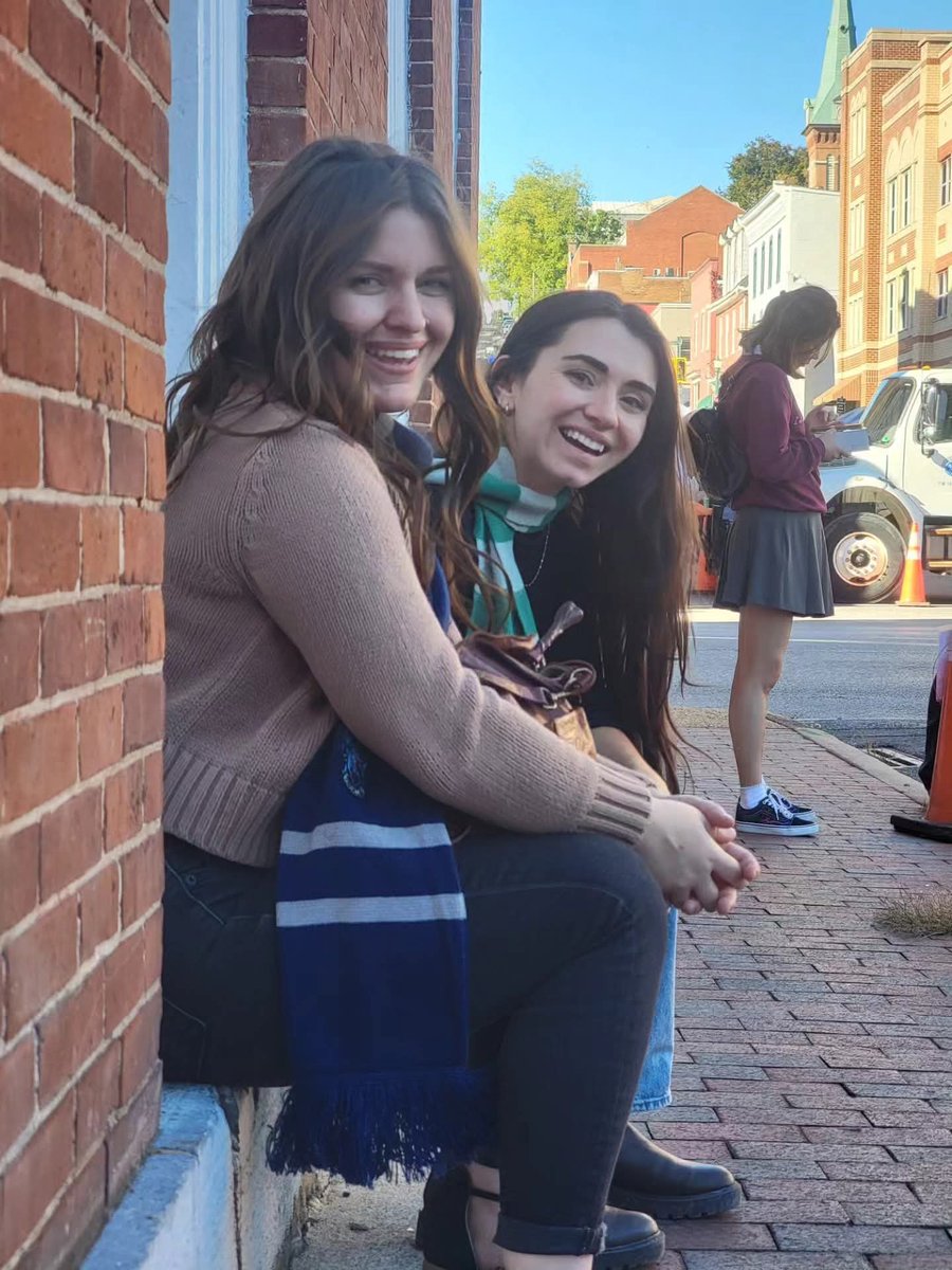 tomality's tweet photo. Mischief & Magic ✨️
#harrypotter #mischiefandmagic #staunton #weekend #love https://t.co/hpFfjf1oKi
