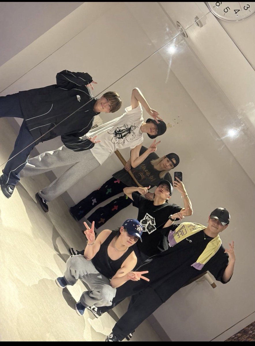 SEIYA_RB1's tweet photo. 明日��コラボリハしてきました！
最高に楽しい空間でした👍
明日はかましましょう💪 https://t.co/GaduSEmj1f