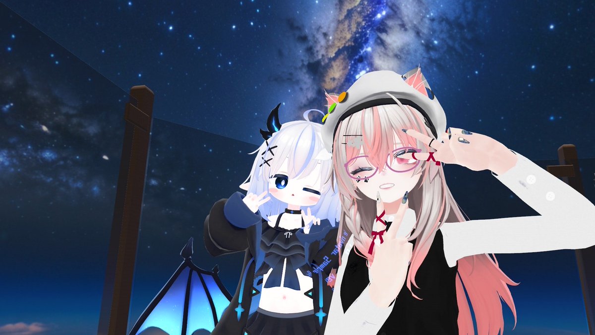 Tenneko224's tweet photo. 昨日？一昨日のお写真〜
風邪で死にかけてて少ししか入れなかった💦
#vrc 
#くえたんvrc

@anno_vrc @T3016nous @RagNor1004 https://t.co/PcDKK7EJvr